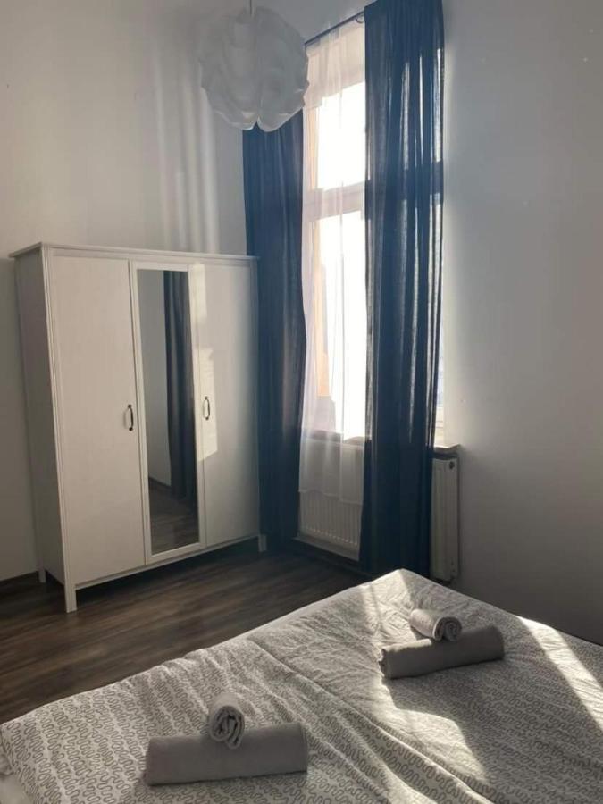 Apartament Szafir Apartment Жешов Екстериор снимка