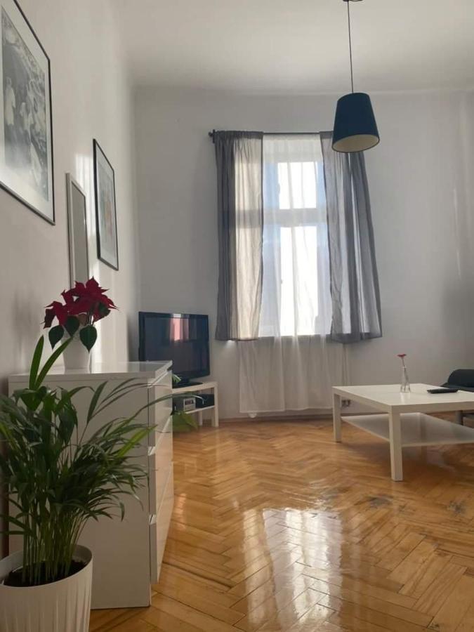 Apartament Szafir Apartment Жешов Екстериор снимка